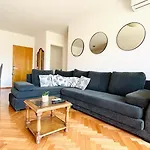 Palermo.Soho. Departamento Con Piscina Y Cochera.